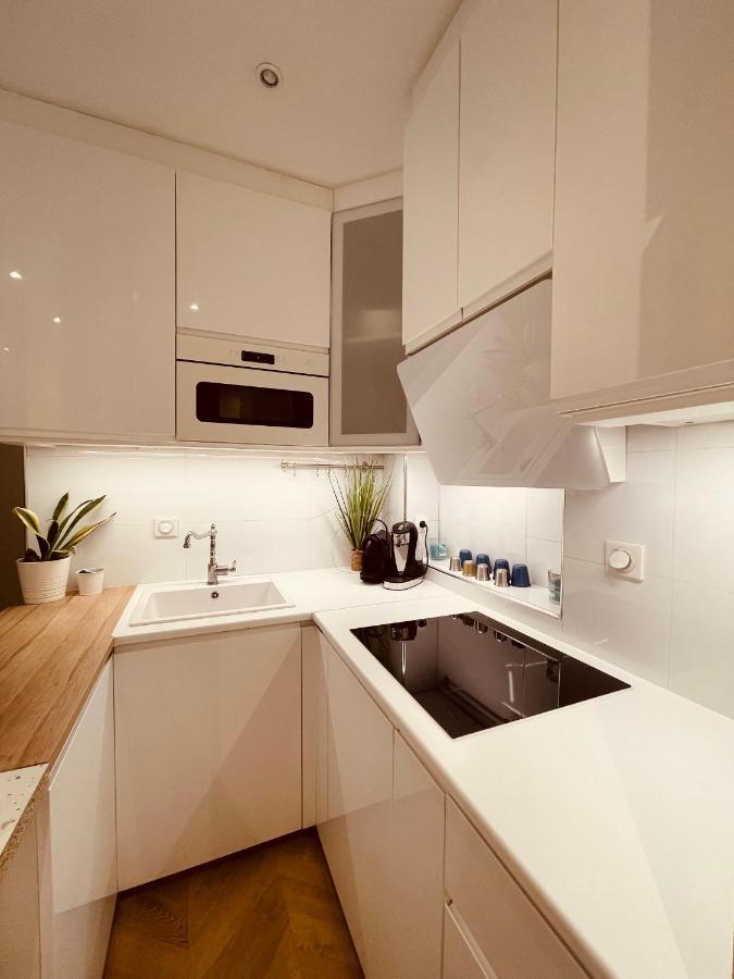 Le Nid Douillet De Patricia Apartment Paris Bagian luar foto
