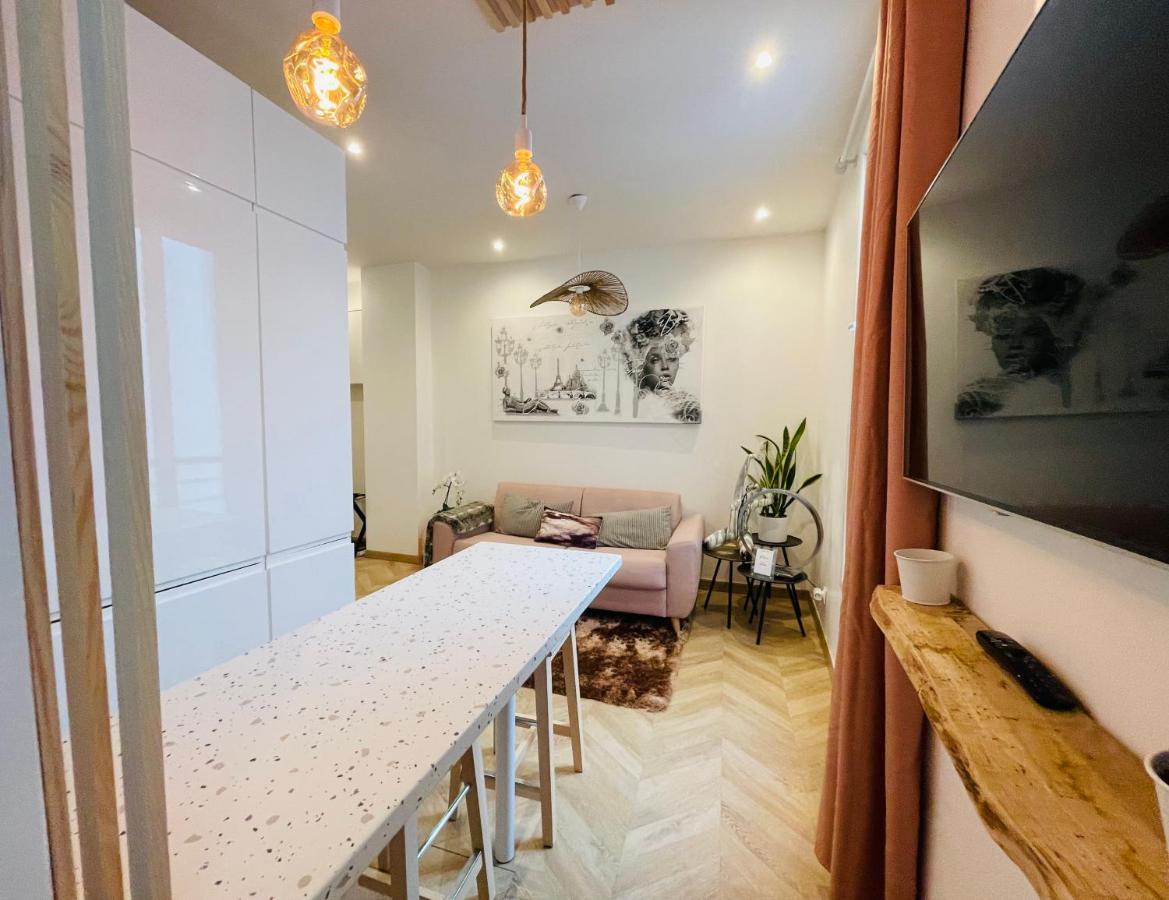 Le Nid Douillet De Patricia Apartment Paris Bagian luar foto