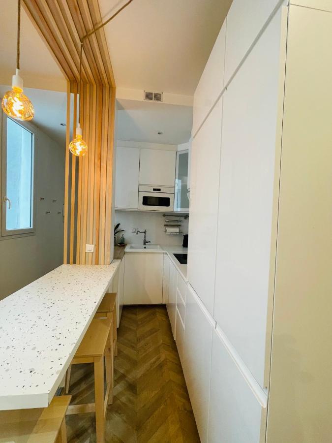 Le Nid Douillet De Patricia Apartment Paris Bagian luar foto