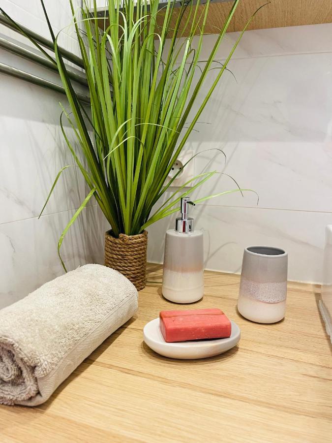 Le Nid Douillet De Patricia Apartment Paris Bagian luar foto