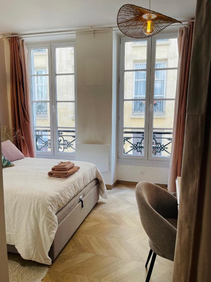 Le Nid Douillet De Patricia Apartment Paris Bagian luar foto