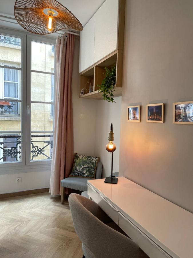 Le Nid Douillet De Patricia Apartment Paris Bagian luar foto