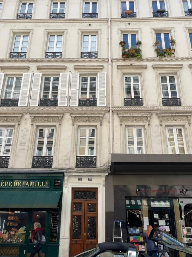 Le Nid Douillet De Patricia Apartment Paris Bagian luar foto